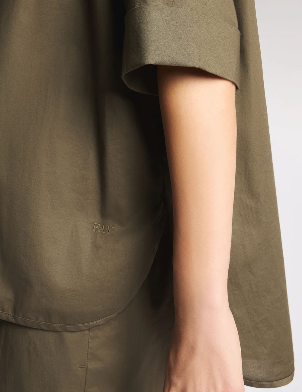 Camicia Comfort Fit in Popeline Stretch verde