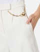 Shorts in gabardina con logo gioiello avorio