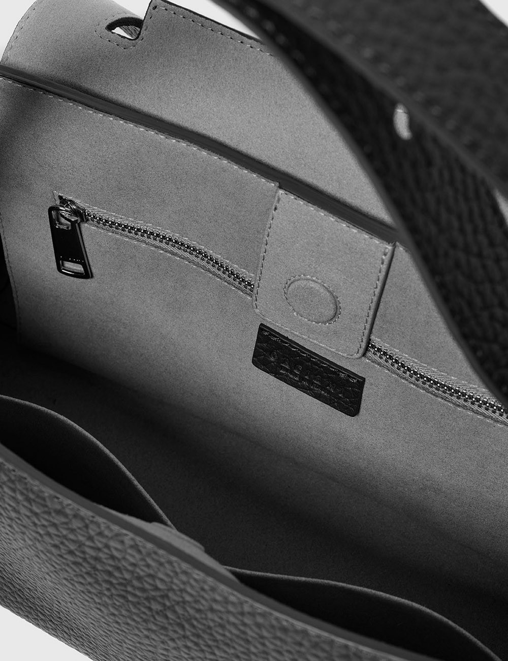 Borsa Sveva Longuette Soft in pelle con tracolla sabbia