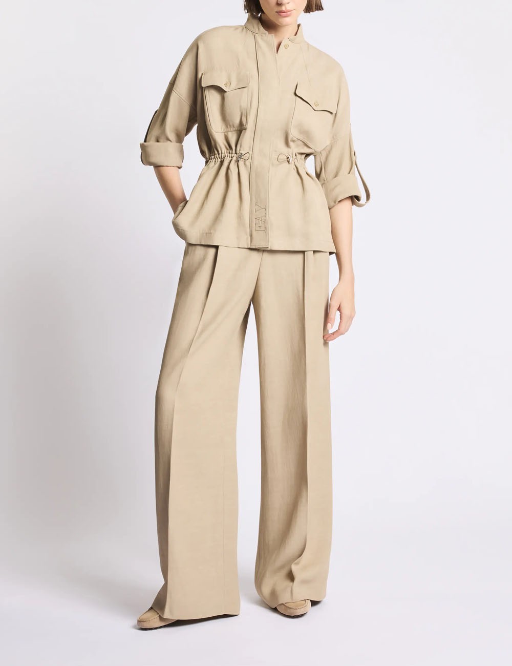 Pantaloni Regular Fit in Gabardine beige