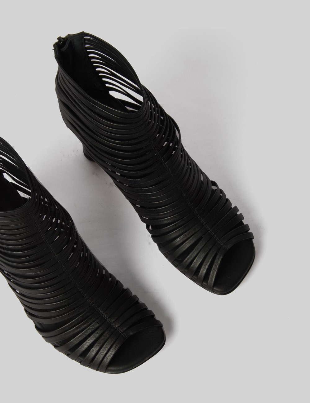 Tronchetto Daphine in pelle nero