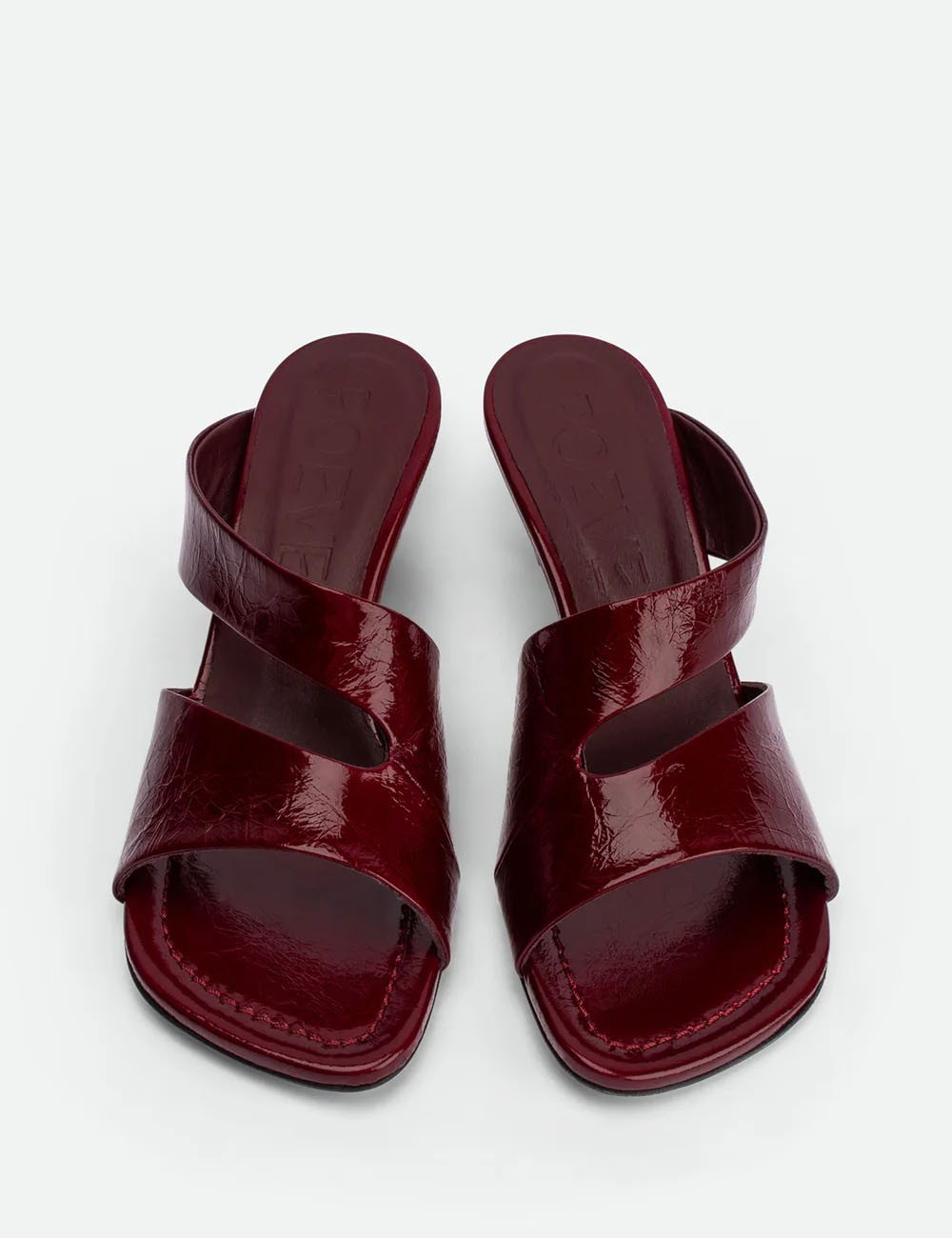 Mules Nala in vernice rubino