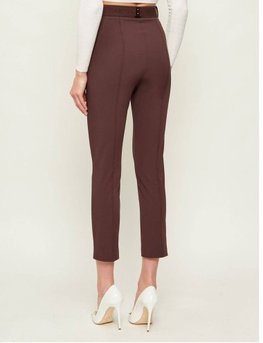 Pantaloni in tessuto tecnico bielastico con cintura cacao
