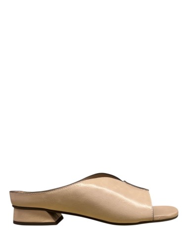 Sandali in pelle cipria