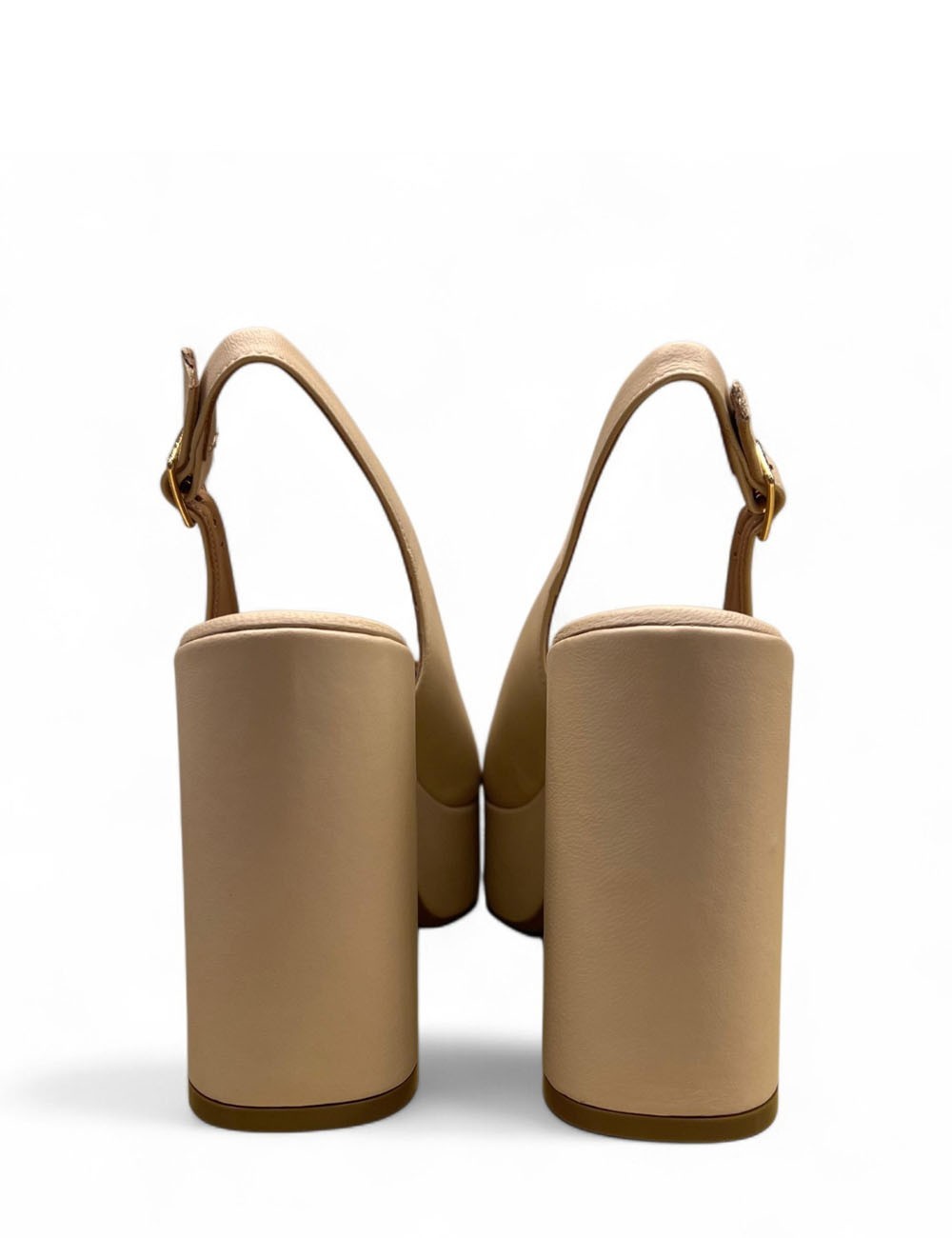 Sandalo con plateau in pelle con applicazione nocciola