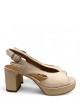 Sandalo con plateau in pelle beige