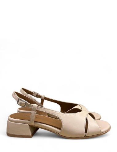 Sandalo slingback in pelle a fasce incrociate beige