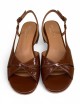 Sandalo slingback in vernice a fasce incrociate cuoio