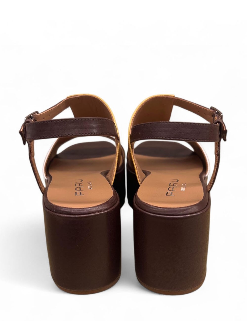 Zeppe in pelle tricolore con cinturino marrone