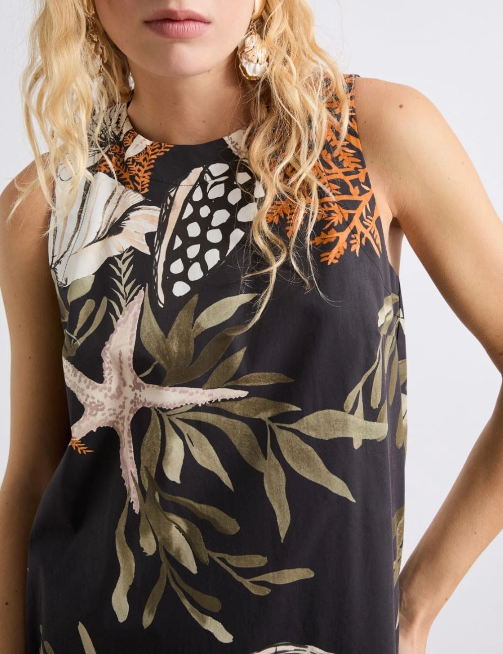 Sleeveless poplin dress black