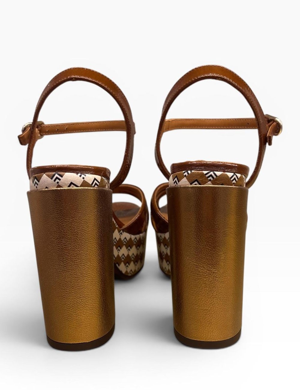 Sandalo JOLLY con plateau in pelle marrone tacco oro