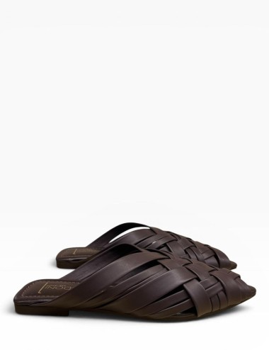 Ciabatta a fasce intrecciate in pelle marrone