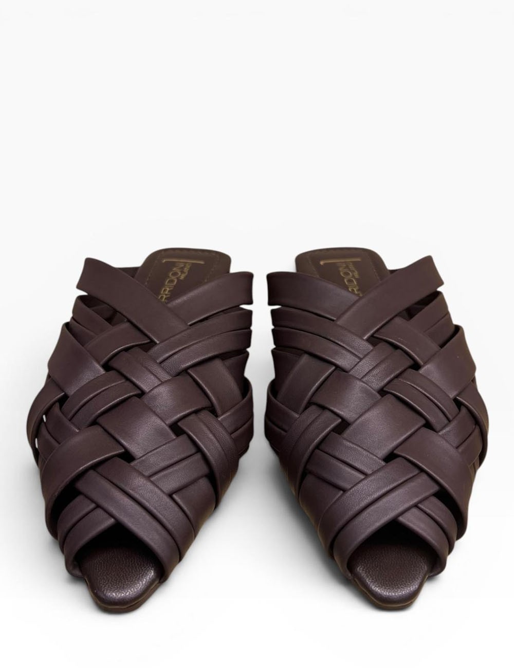 Ciabatta a fasce intrecciate in pelle chocolate