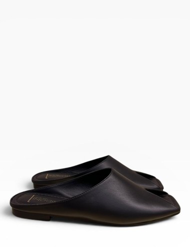 Ciabatta spuntata in pelle black