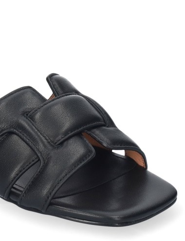 HOLLY FLAT SANDALS BLACK