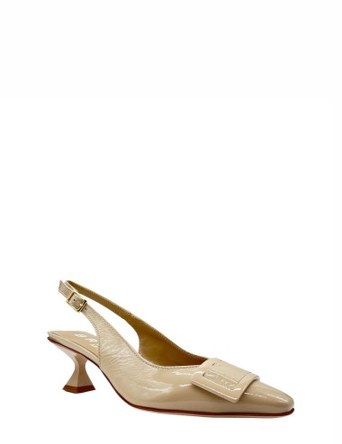 Scarpa con Tacco in Vernice Beige