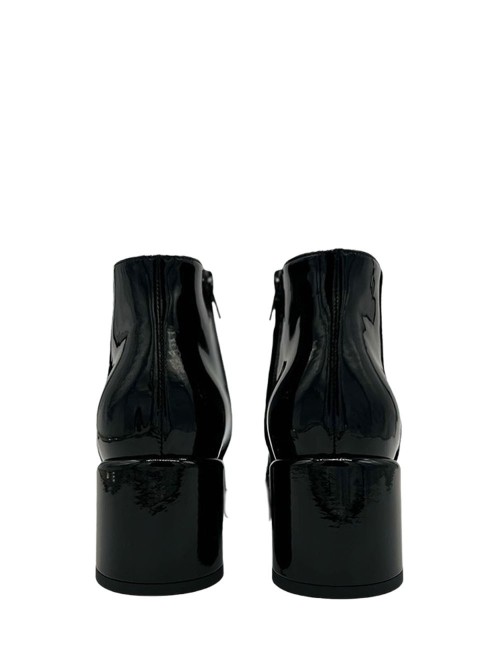 Tronchetto in vernice nero