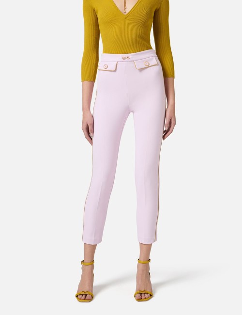 Pantaloni in crêpe con piping e morsetto gioiello quarzo curry