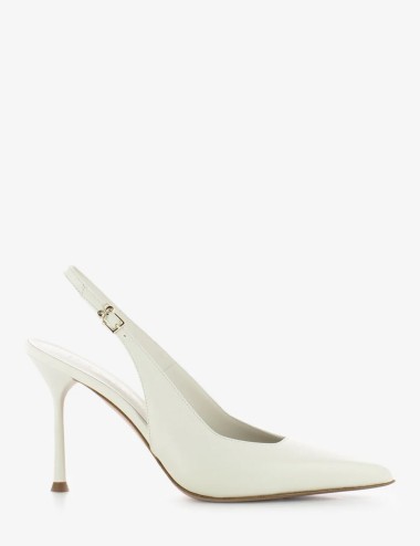 Chanel Mascia a punta con tacco bianca