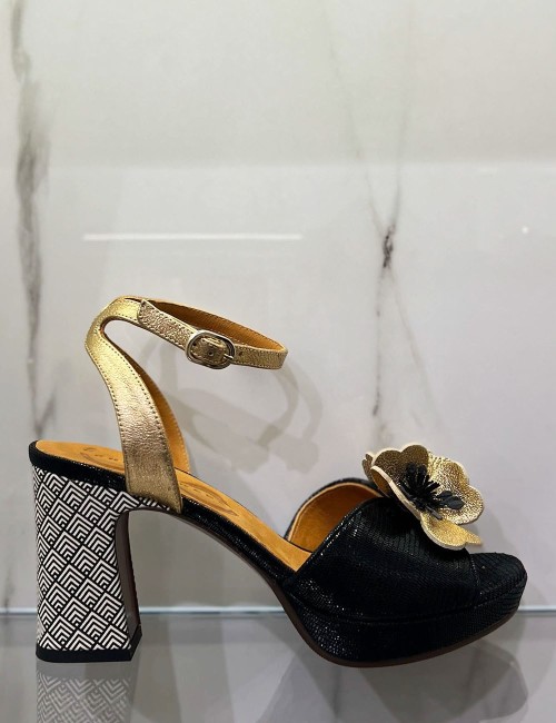 Sandali con plateau KASKI nero fiori oro