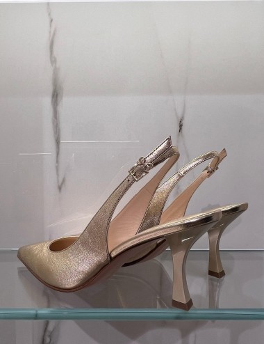 Chanel Katerina a punta con tacco platino