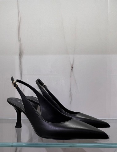 Chanel Katerina a punta con tacco nera