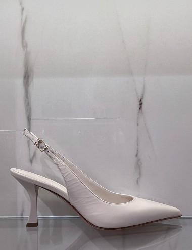 Chanel Katerina a punta con tacco velo