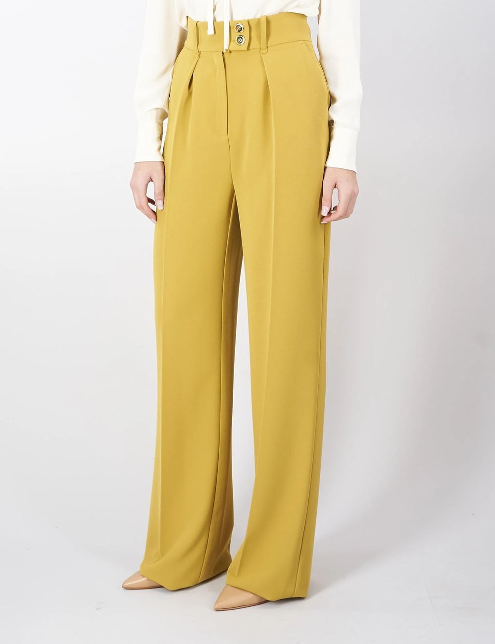 Flowing crêpe trousers with golden buttons curry