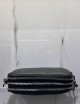 Pochette in pelle con 3 scomparti nera