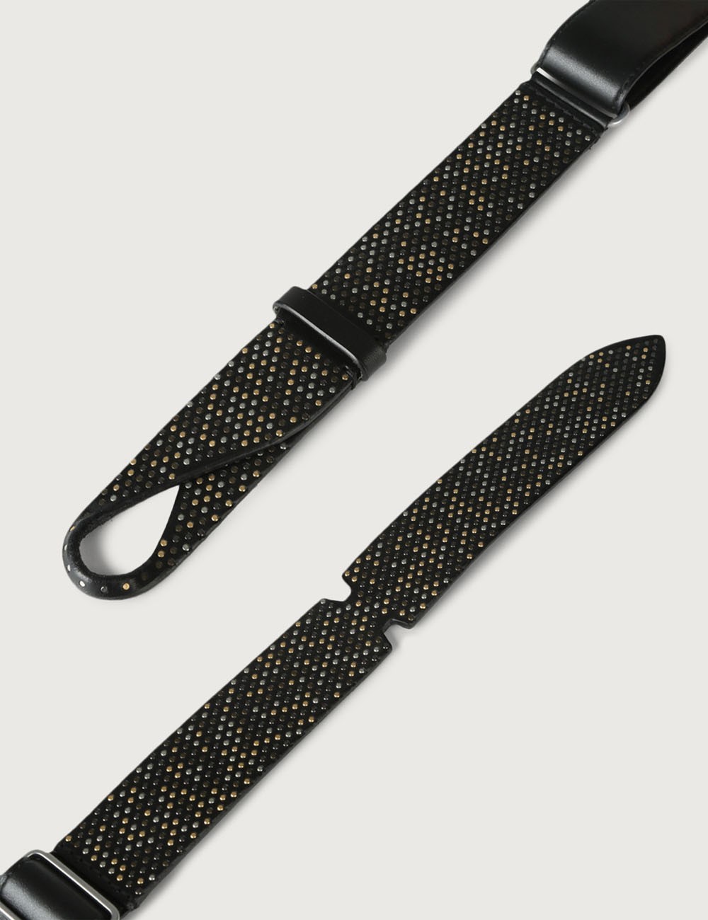 Bull leather Nobuckle belt with micro-studs black