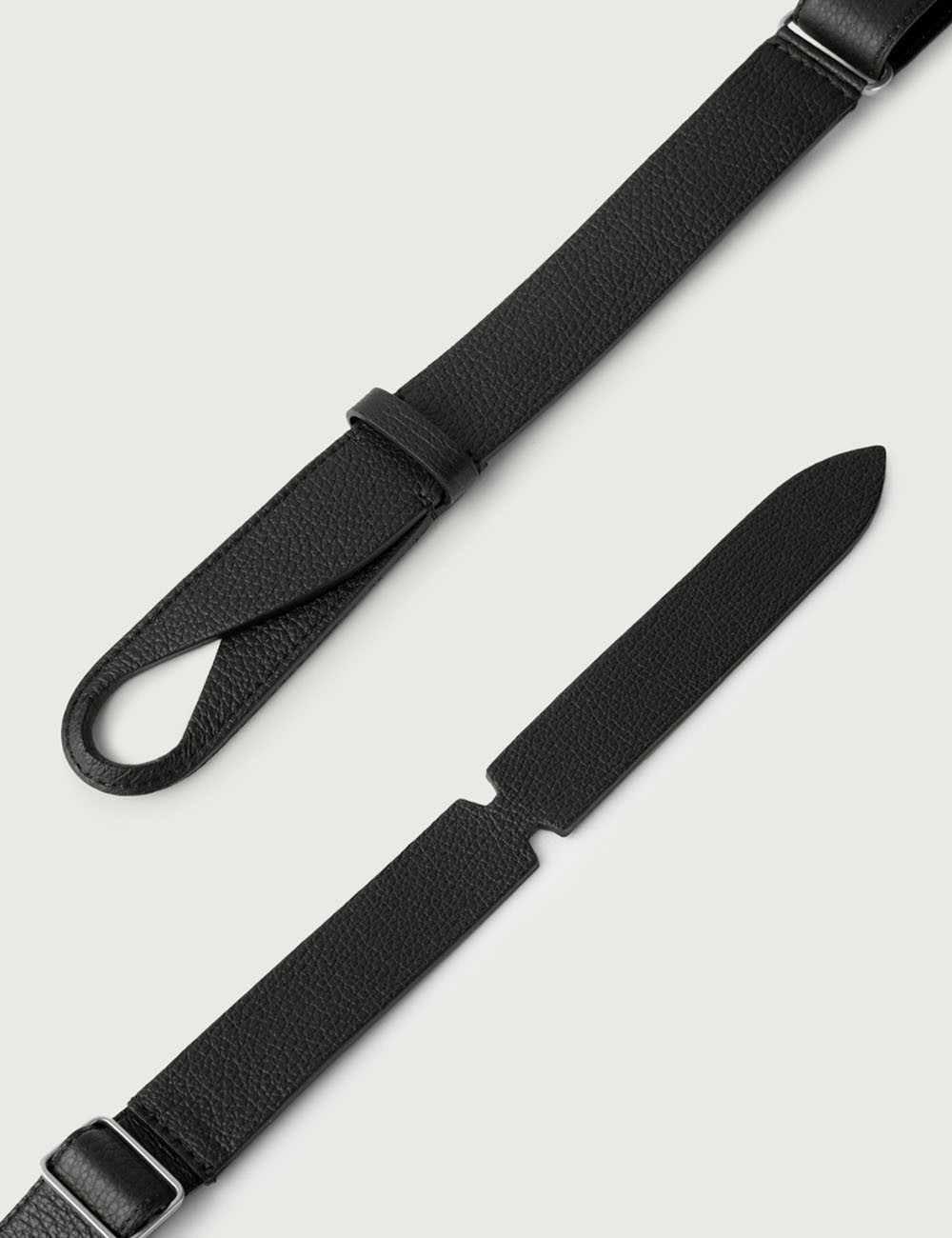 Micron leather Nobuckle belt black