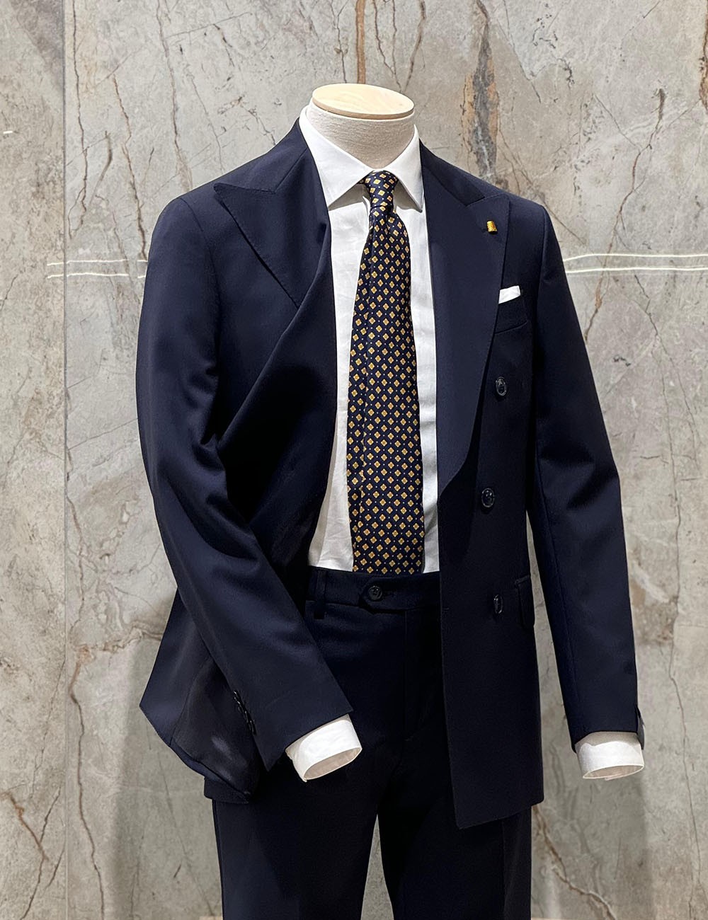 Abito doppiopetto blu