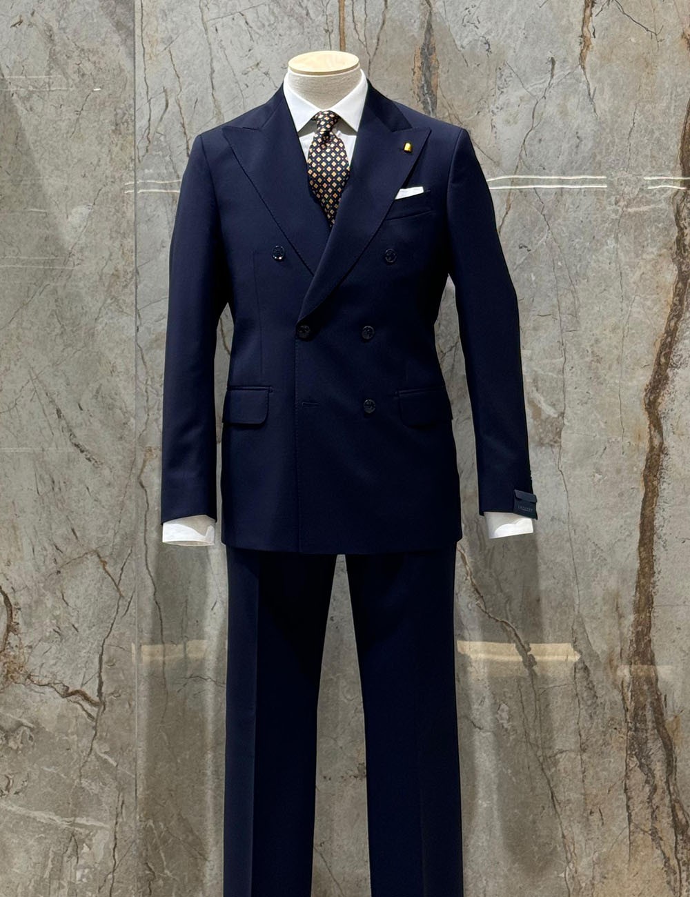 Abito doppiopetto blu