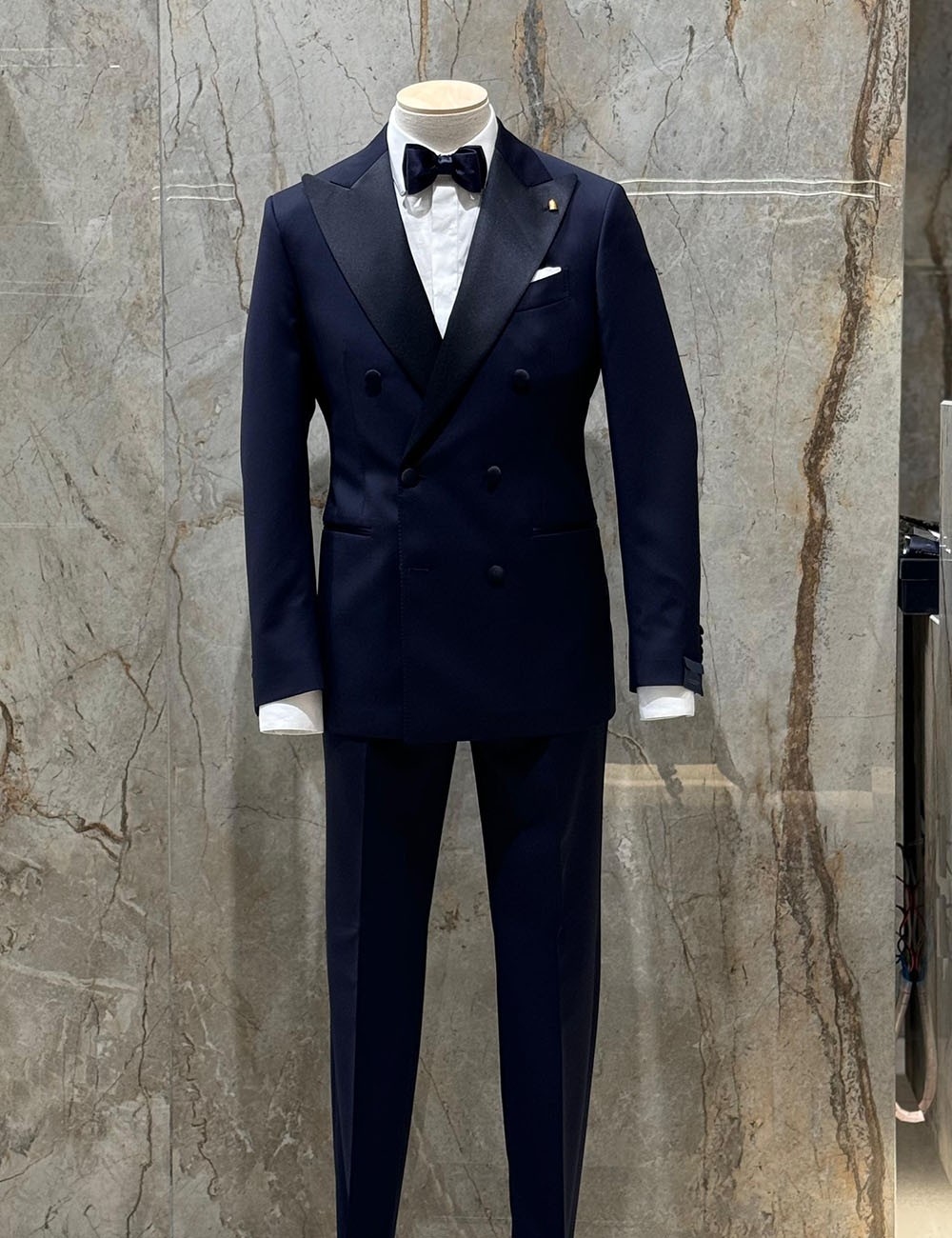 Smoking doppiopetto con  blu