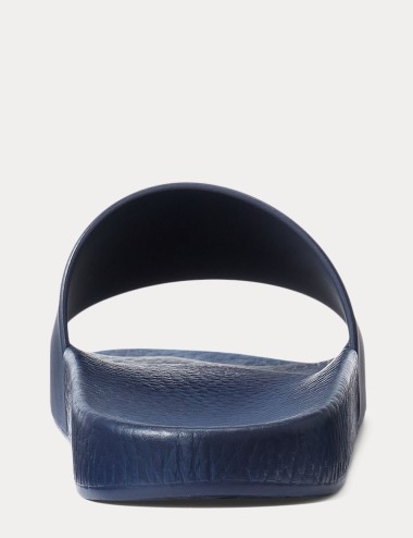 Ciabatte con pony blu