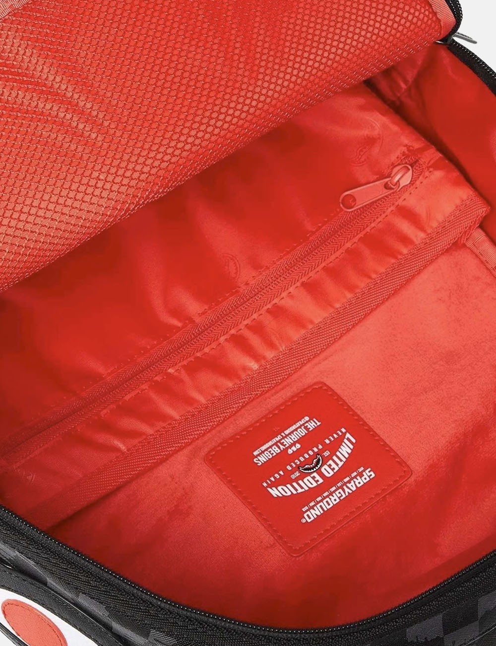 SHARK IN PARIS DLXV BACKPACK