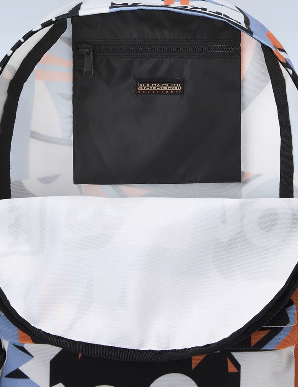Voyage Print Backpack - 19.5 Lt