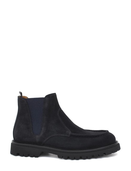 Stivaletto modello beatles in camoscio blu e fondo in gomma leggera