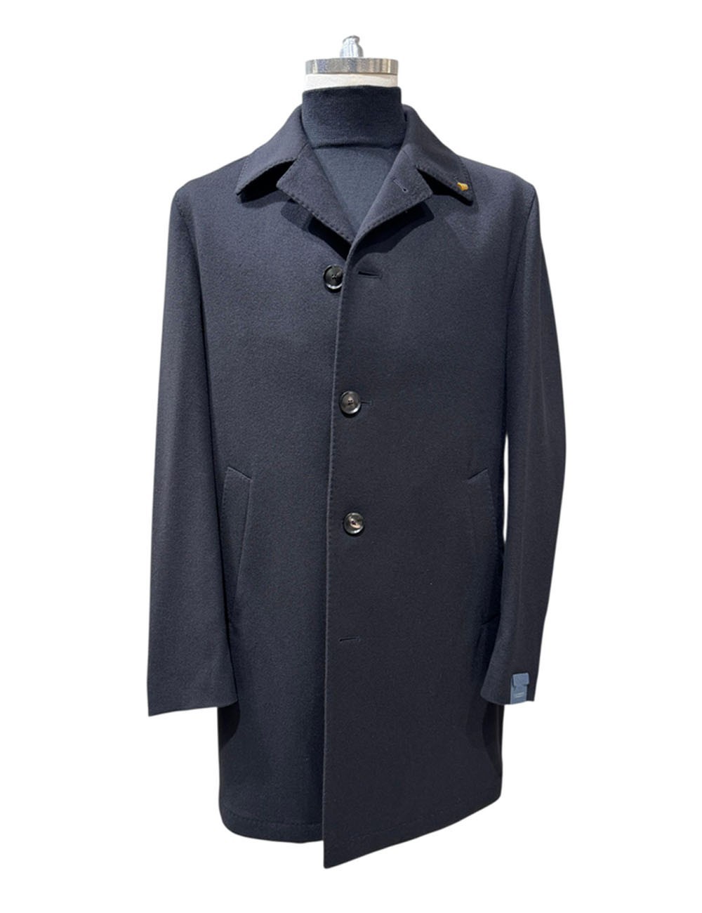 Capotto in cashmere nero