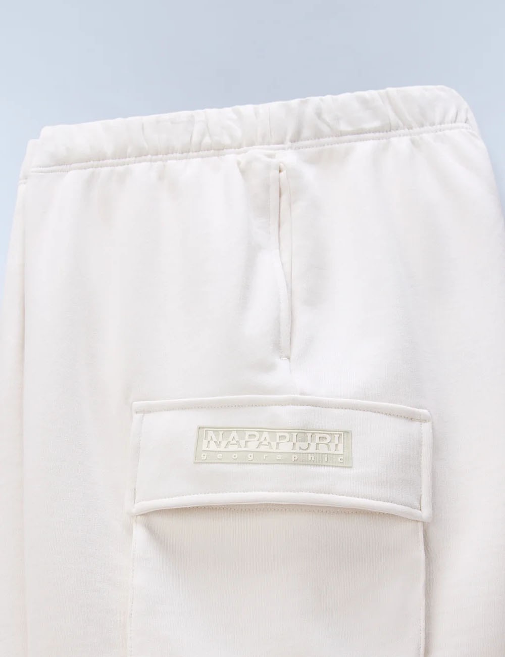 Bermuda Cargo Box Logo White