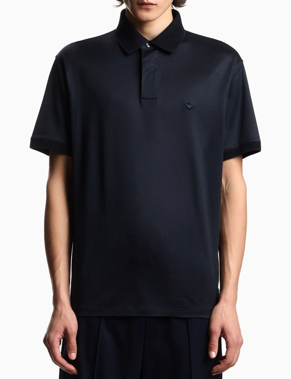 Rounded micro eagle polo shirt in a Lyocell blend jersey navy blue
