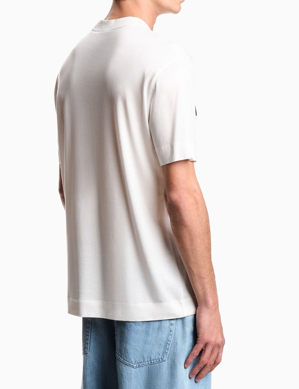 T-shirt in jersey misto lyocell con logo a rilievo soft touch bianca