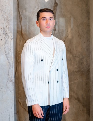 Abito doppiopetto gessato bianco