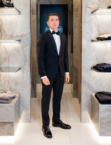 Abito monopetto con strass nero