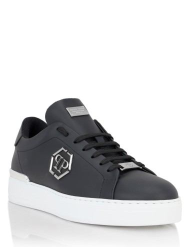 Leather Lo-Top Sneaker Hexagon black