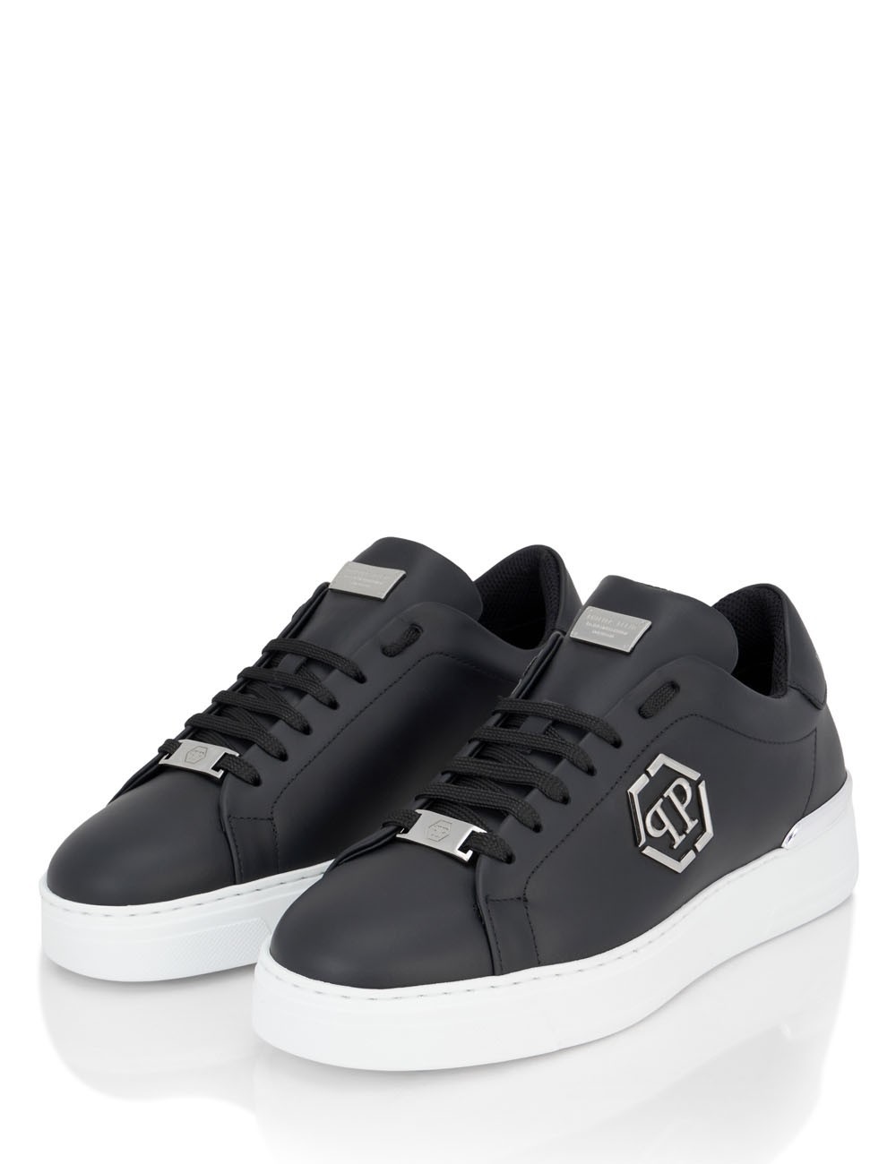Leather Lo-Top Sneaker Hexagon black