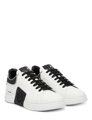 Low-Top Sneakers Phantom Kick$ black