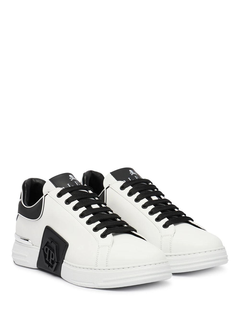 Low-Top Sneakers Phantom Kick$ black
