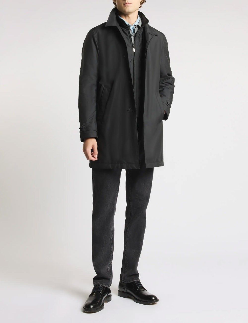 Morning Coat in technical poplin black