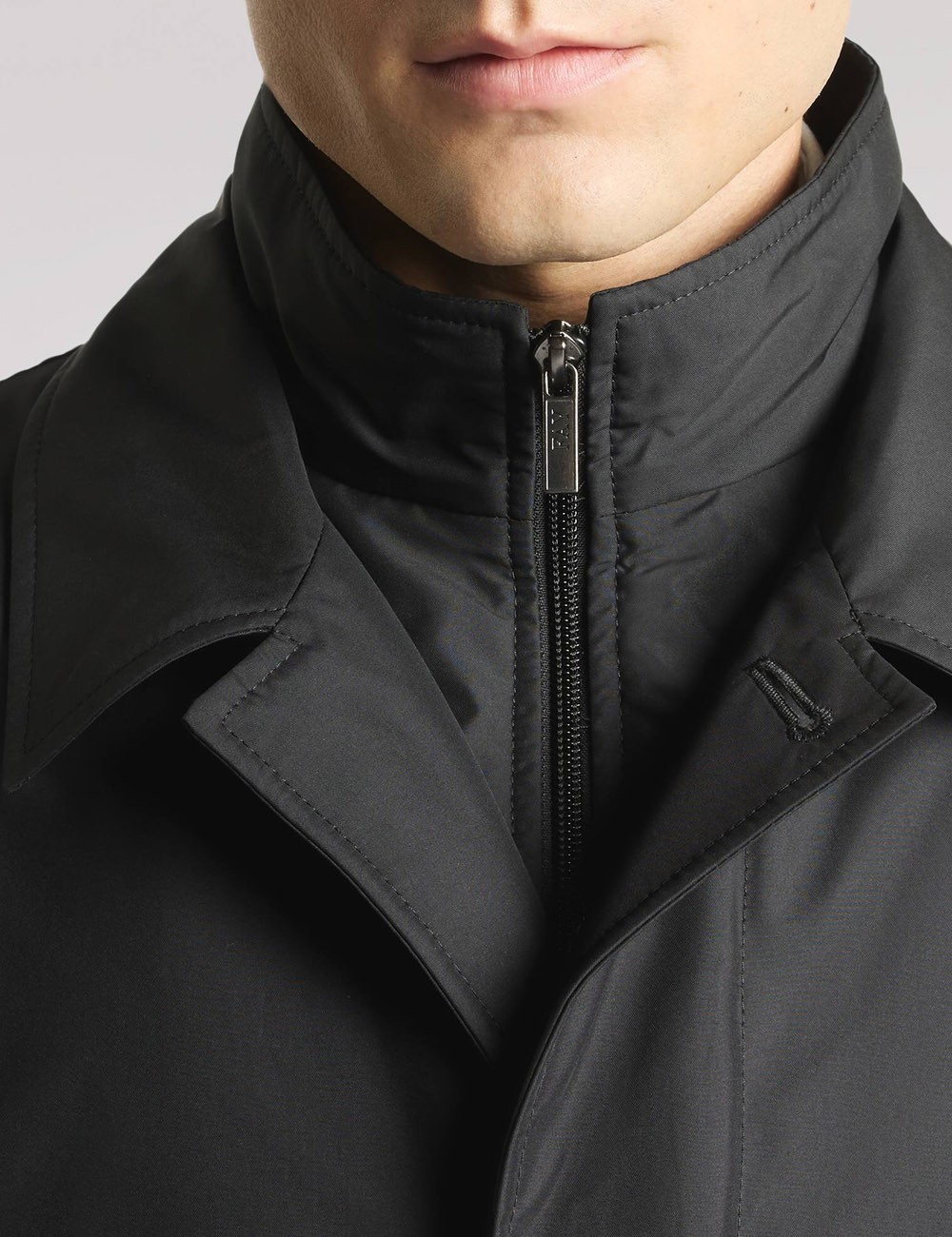 Morning Coat in popeline tecnico nero